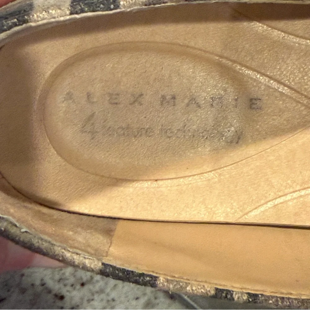 Alex Marie Women’s Camo Slip‎ On Sneakers Platform Shoes Size 8